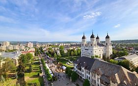 Panoramic Penthouse In The Heart Of Iasi